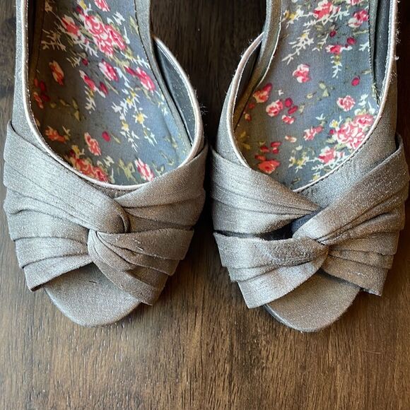 ROCKET DOG Open Toe Thai Silk Heels gray excellent condition size 8 - Picture 8 of 10